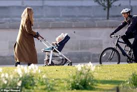 Boris johnson after the birth of his son with carrie symonds. Casual Carrie Symonds Takes Son Wilfred For A Walk