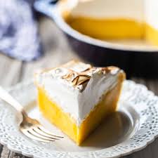 lemon meringue pie baking a moment