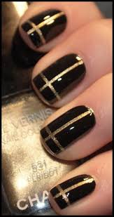 17 black nails with design images