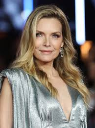 The recent picture is just one of many pfeiffer has shared of her relaxed look from home. Michelle Pfeiffer Just Got A Bold New Hair Color Instyle