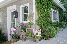 Flower Arrangement Ideas For Your Porch