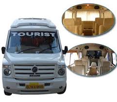 18 seater tempo traveller on in