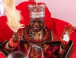 Christian tshola, a renowned nigerian prophet and founder, lekki solution ground has congratulated the newly crowned king of warri, his royal highnesses, tshola emiko, on his emergence as the 21st olu of warri. Two Princes Declared Wanted Over Stolen Olu Of Warri Crown Photo Naija News