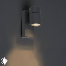 Outdoor Wall Lamp With Twilight Switch