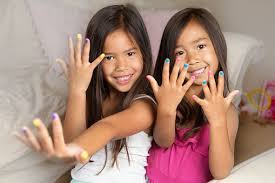 5 cute and colorful fake nails for kids