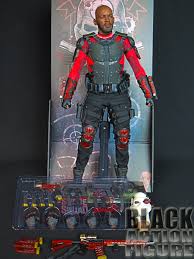 review hot toys 1 6 scale deadshot