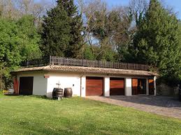 Finde oder verkaufe dein haus. Haus Mit Pool Zu Verkaufen In Italien Villa In Vendita Pesaro