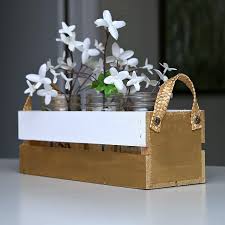 paint an unfinished wood crate using
