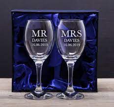Personalised Mr Mrs Wine Glass Set