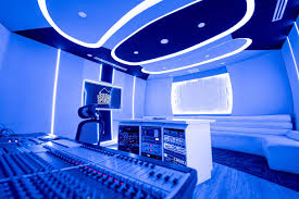 Whisperrooms have helped thousands of professionals record sound, mix in a quiet space, achieve superior sound quality, and produce audio during recording sessions. Top 5 Recording Studios In Miami Florida Mr Mix Master