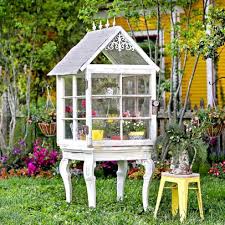 Diy Backyard Mini Greenhouse