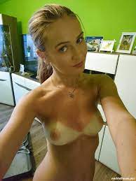 Freundin nackt Selfie - Nackte Frauen Bilder
