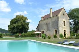 maison de vacances en pÉrigord piscine