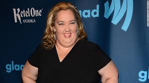 Mama june has blessed us with a selfie. Mama June Net Worth 2021 Age Height Weight Boyfriend Dating Kids Biography Wiki The Wealth Record
