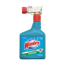 windex outdoor window cleaner has me