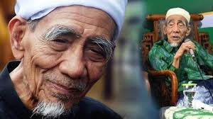 Biografi profil biodata tokoh ilmuwan penemu dunia islam indonesia. Mengenang Jejak Langkah Mbah Moen Belajar Islam Ke Mekkah Dan Wafat Saat Menjalankan Ibadah Haji Surya Malang