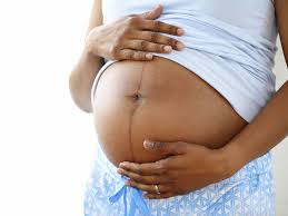 linea nigra when the pregnant belly