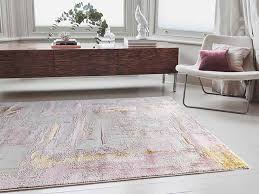 5 patterned rugs to brighten your home