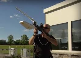 dronedefender a nonlethal way to take