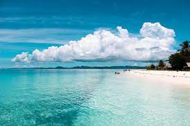 Gambar diambil dari: https://travel.kompas.com/read/2021/10/24/134610527/kepulauan-banyak-aceh-99-pulau-dengan-paduan-pasir-putih-dan-laut-biru?page=all