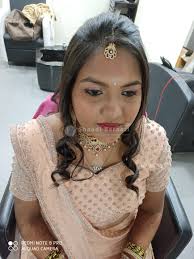 lakme salon bridal makeup artist in