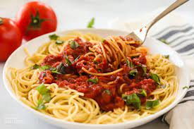 homemade spaghetti sauce with fresh