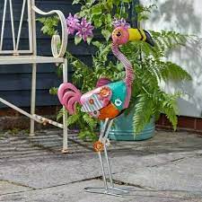 Funky Metal Flamingo Garden Ornament