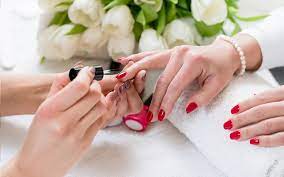 cần tuyển thợ nail xuyên bang đi làm