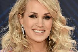 carrie underwood shares makeup free