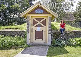 Building a root cellar will allow your family to eat fresh produce all year long. Zoo Root Cellar Open To Public News Nny360 Com