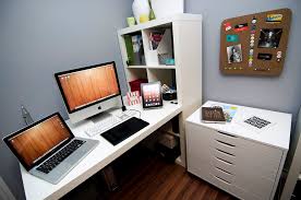 graphic designer home office setup