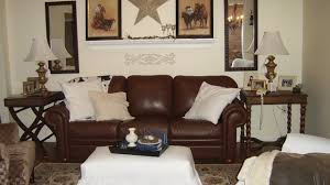home decor ideas with brown couches