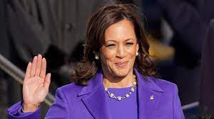 Kamala harris is the vice president of the united states, making her the first female vice president and first black person and asian american to hold the position. Logo Wer Ist Kamala Harris Zdftivi