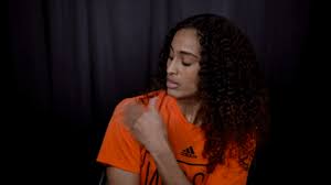 See more kelly rowland gifs! Brush It Off Skylar Diggins Smith Dust It Off Gif Find On Gifer