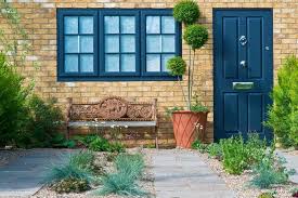 7 Great Front Garden Design Ideas London