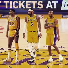 Iphone wallpaper hd lebron james la lakers. Lebron James On Instagram Would This Be The Greatest Trio Of All Time Lebron James King Lebron Lebron James Wallpapers