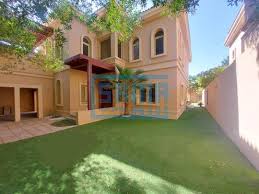 4 bedrooms ious villa with private