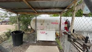 propane tank gas refill station