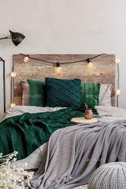 emerald green pillows and blanket on