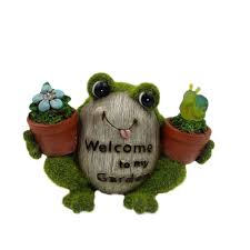resin garden frog statue