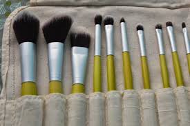 bh cosmetics 10 pcs eco brush set