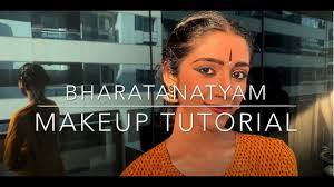 easy way to do bharathanatyam makeup