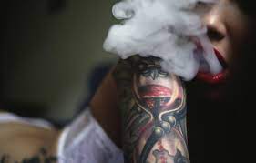 Wallpaper girl, smoke, tattoo images ...