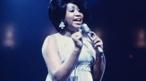 Franklin's family moved to buffalo, when franklin was two, and then by four, had settled in detroit.following the move to detroit, franklin's parents. Aretha Franklin Die Queen Of Soul Ist Verstorben Vogue Germany
