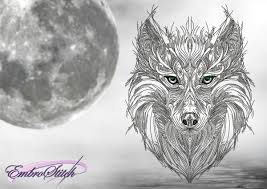 Glancing Wolf Embroidery Design 4 Sizes