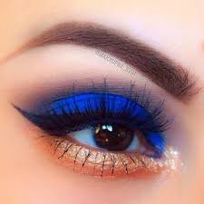 blue eyeshadow makeup