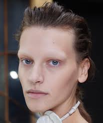 autumn winter catwalk makeup trends pynck