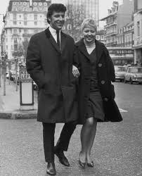 1 hit, she's a lady, he remained a huge draw as a live. When Did Sir Tom Jones Wife Melinda Trenchard Die And How Long Were They Married