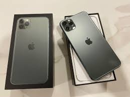 Iphone 11 Pro Max 64gb Unlocked for Sale in New York, NY - OfferUp