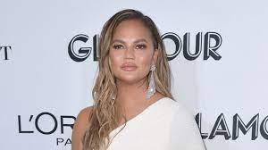 Think i'm just going to wake up every morning and switch my first tweets between i was hacked and i'm. Chrissy Teigen Apologizes For Twitter Bullying Of Courtney Stodden Variety